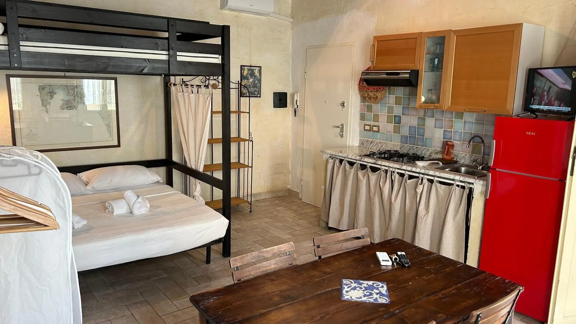 Aigua Guest House Alghero 2*,  Italy